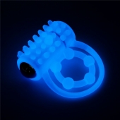 Голубое, светящееся в темноте виброкольцо Lumino Play Vibrating Penis Ring - Lovetoy - в Волгограде купить с доставкой