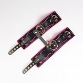 Черные кожаные оковы с розовой строчкой - Crazy Handmade - купить с доставкой в Волгограде