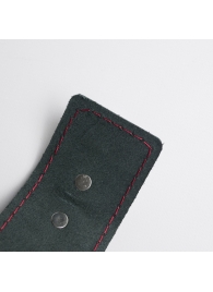 Черные кожаные наручники с красной строчкой - Crazy Handmade - купить с доставкой в Волгограде