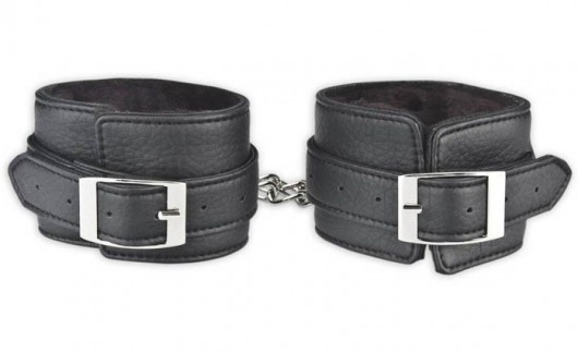 Черные фиксаторы для ног на цепи с мехом внутри - Lux Fetish - купить с доставкой в Волгограде