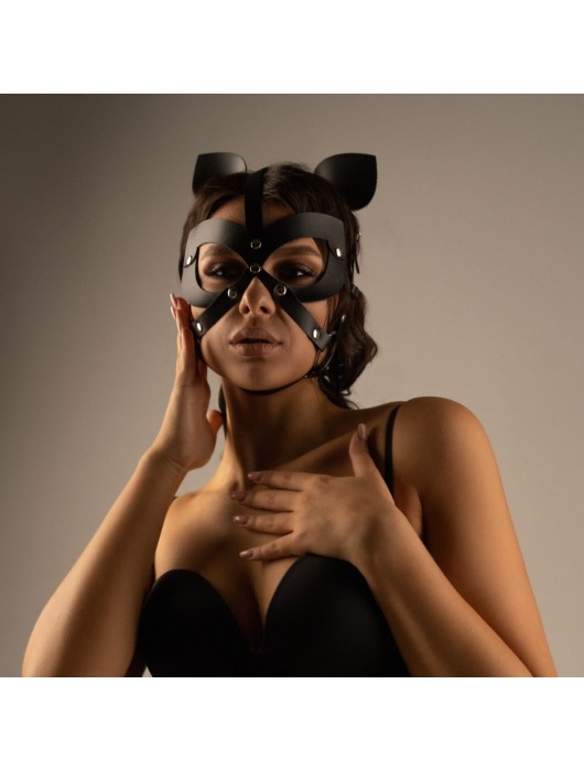 Черная кожаная маска-шлем с маленькими ушками - Crazy Handmade - купить с доставкой в Волгограде