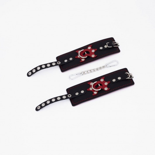 Черные кожаные наручники с красным декором и строчкой - Crazy Handmade - купить с доставкой в Волгограде